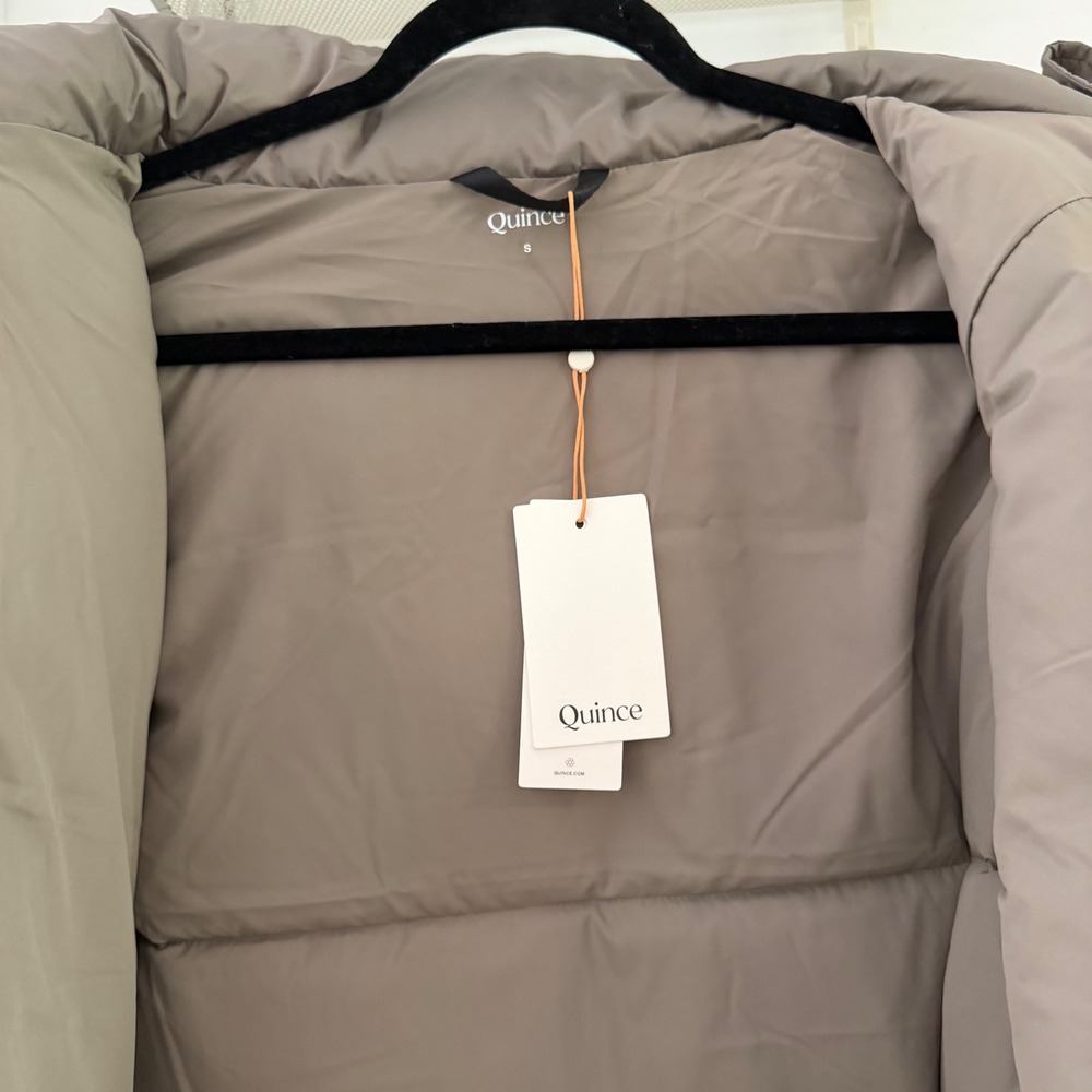 Quince Responsible Down Cropped Puffer Jacket Stone Taupe S Quiet Lux Gorpcore - Picture 3 of 7